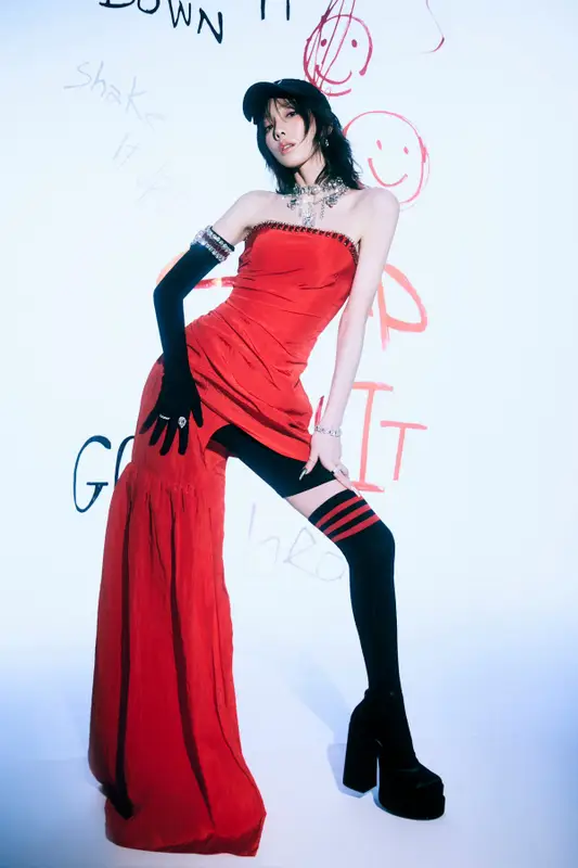 TaeYeon outfit in David Koma, 2023
