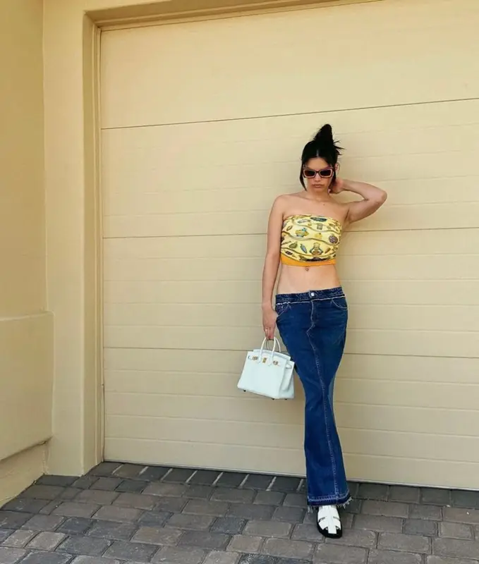 Sara Sampaio outfit in Cult Gaia, Grlfrnd, and The Row, 2023
