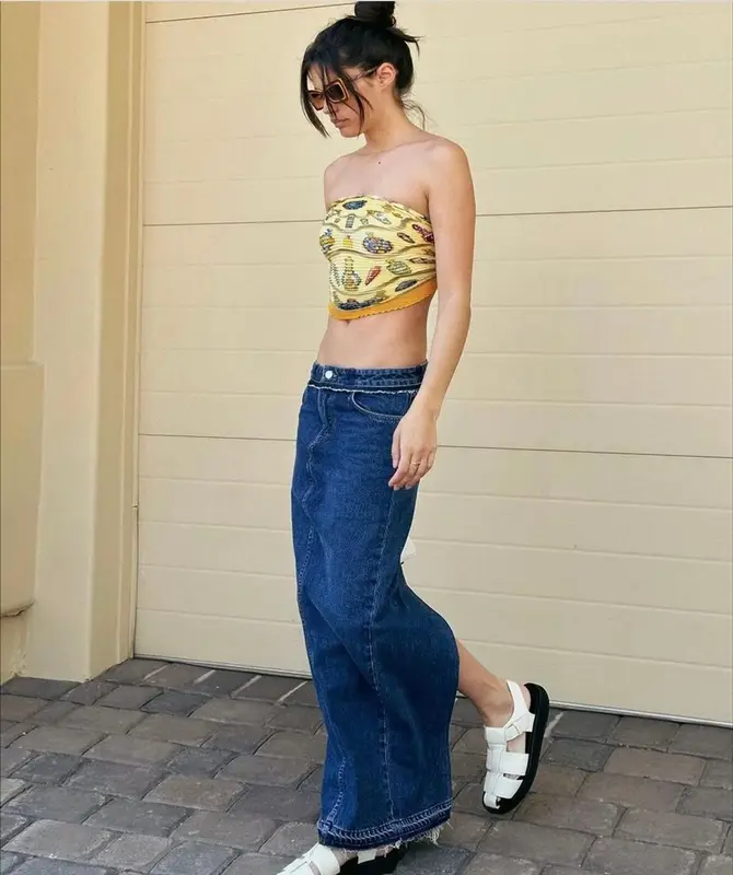 Sara Sampaio outfit in Cult Gaia, Grlfrnd, and The Row, 2023