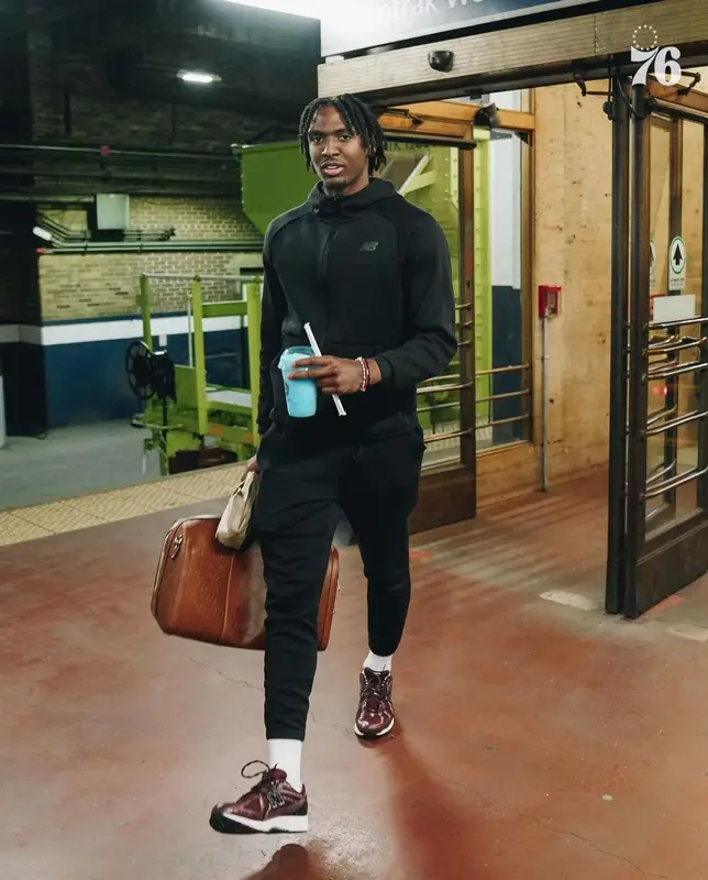Tyrese Maxey outfit in New Balance and Gucci, 2023