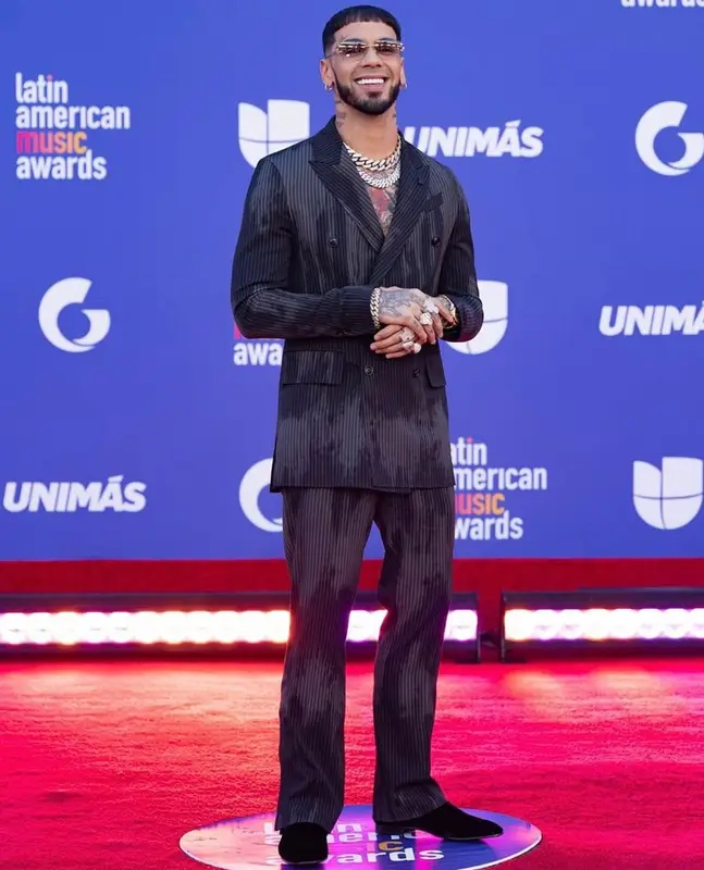Anuel AA outfit in Amiri and Cartier, 2023