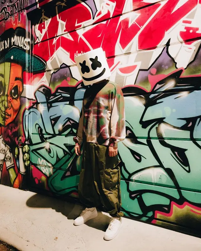 Marshmello outfit in Jean Paul Gaultier, Nike, and Marshmello Merch, 2023