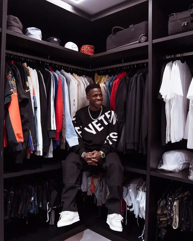 Vinicius Jr outfit in Vetements and Louis Vuitton, 2023