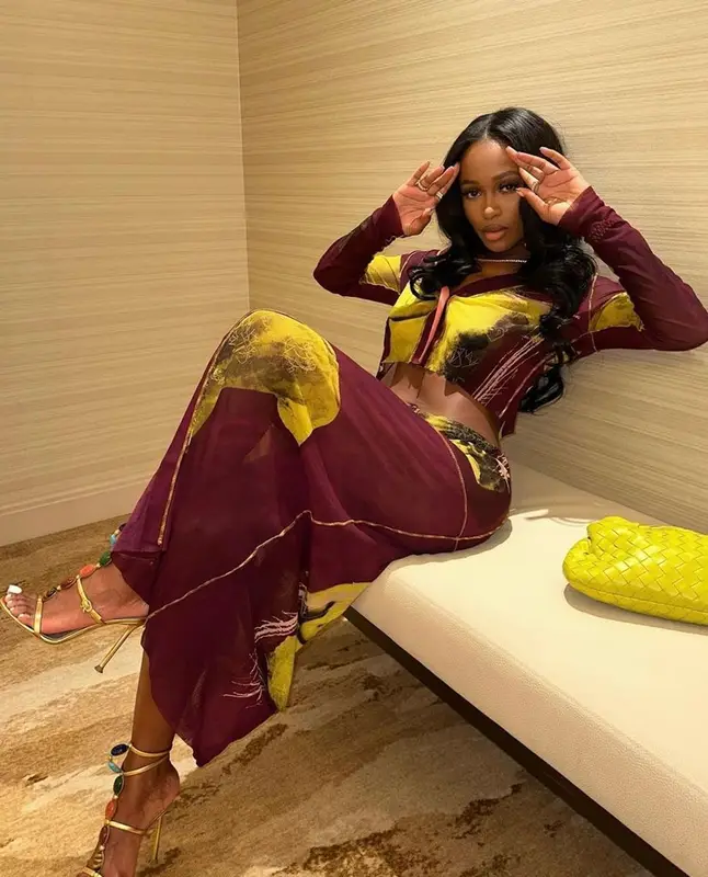 Dess Dior outfit in Bottega Veneta, Jean Paul Gaultier, and Gianvito Rossi, 2023