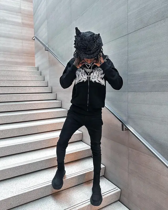 PappiiQ outfit in Divine Fashion, 2023