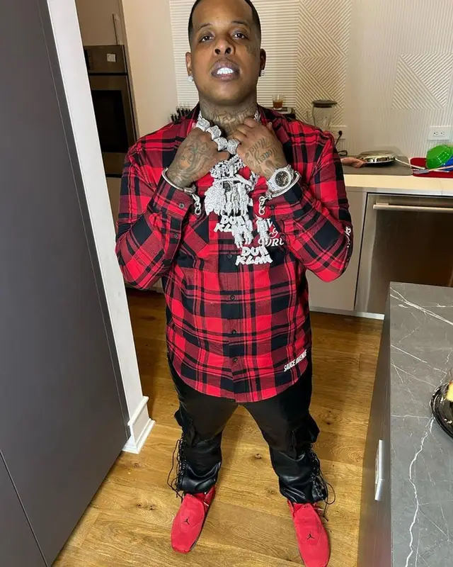 Finesse2tymes outfit in Sauce Avenue, Valabasas, and Jordan, 2023