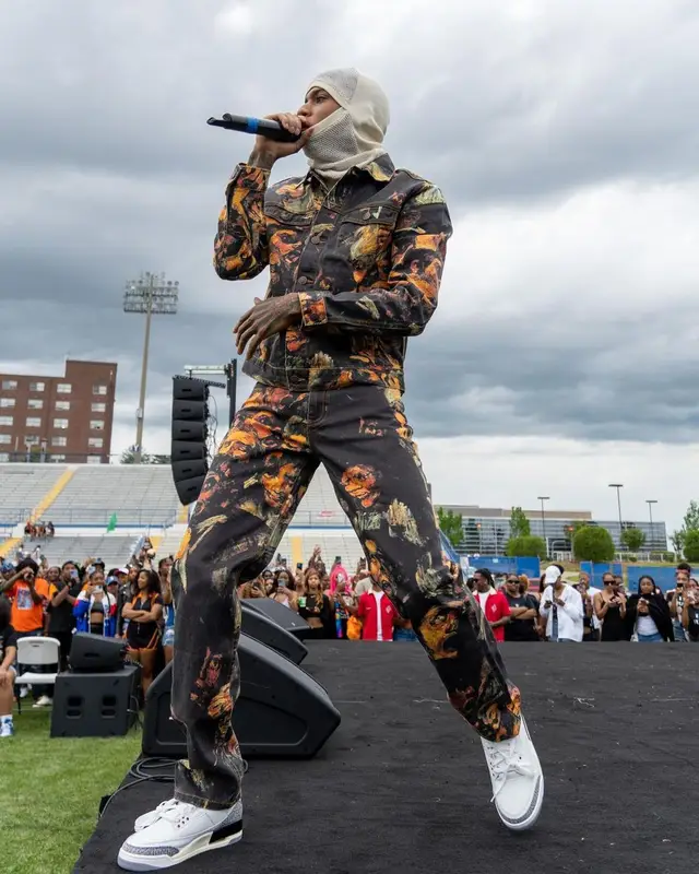 NLE Choppa outfit in Milfdad and Jordan, 2023
