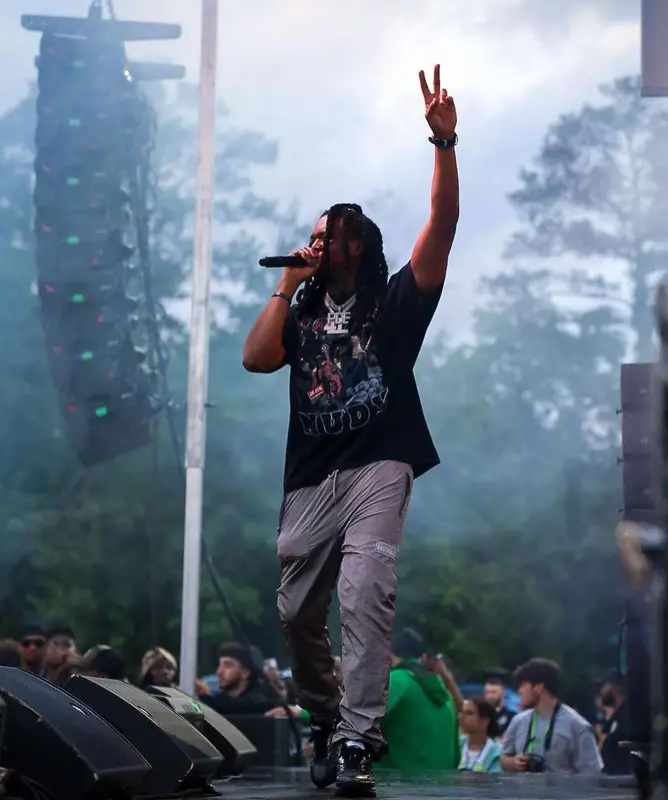 Young Nudy outfit in Abstract Clothing Co., 2023