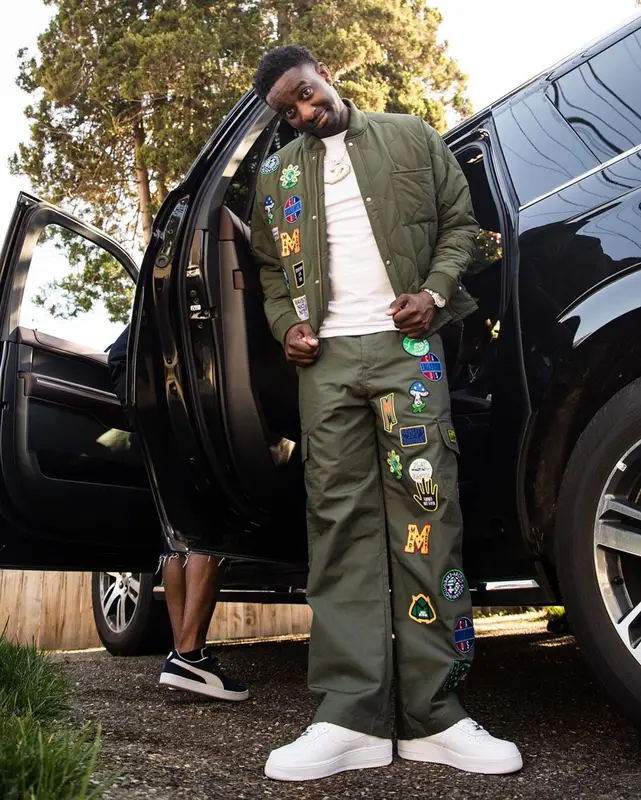 Desi Banks outfit in Market and Nike, 2023