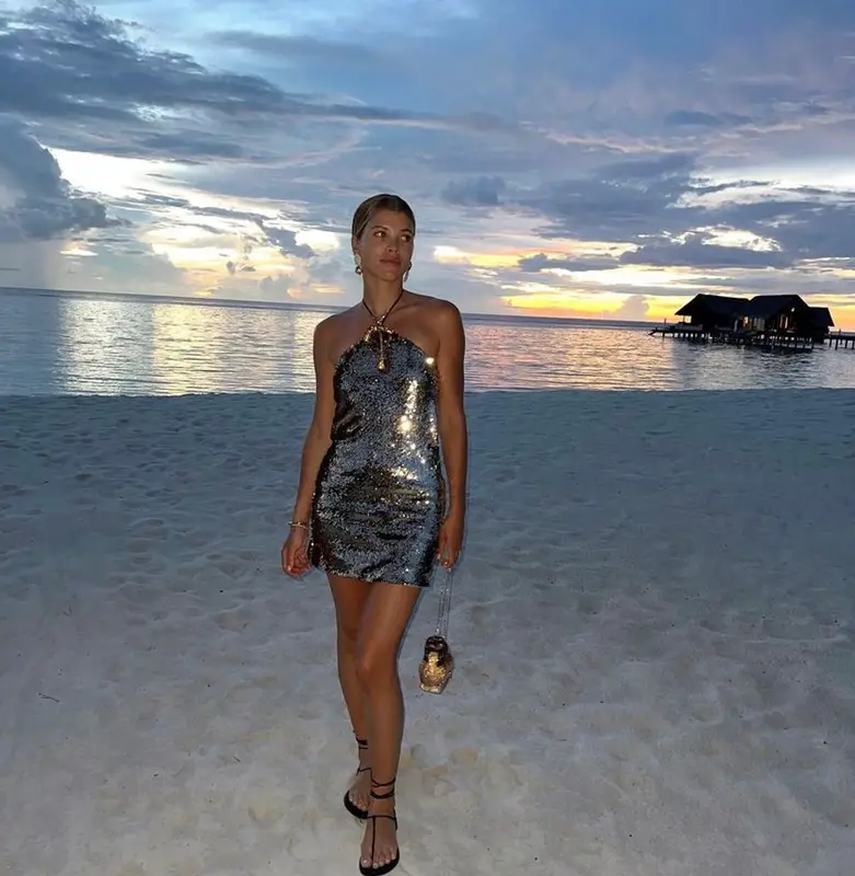 Sofia Richie outfit in Judith Leiber Couture, RODARTE, and Gianvito Rossi, 2023