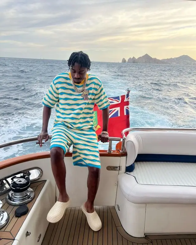Lil Tjay outfit in Avril 8790 and Bottega Veneta, 2023