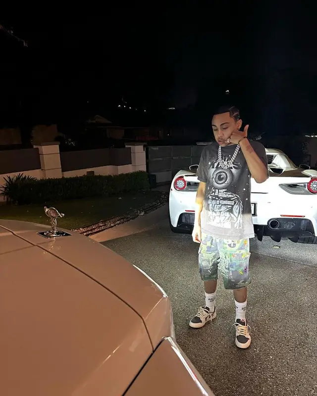 Stunna Gambino outfit in Gallery Dept., Nike, and Travis Scott Merch, 2023