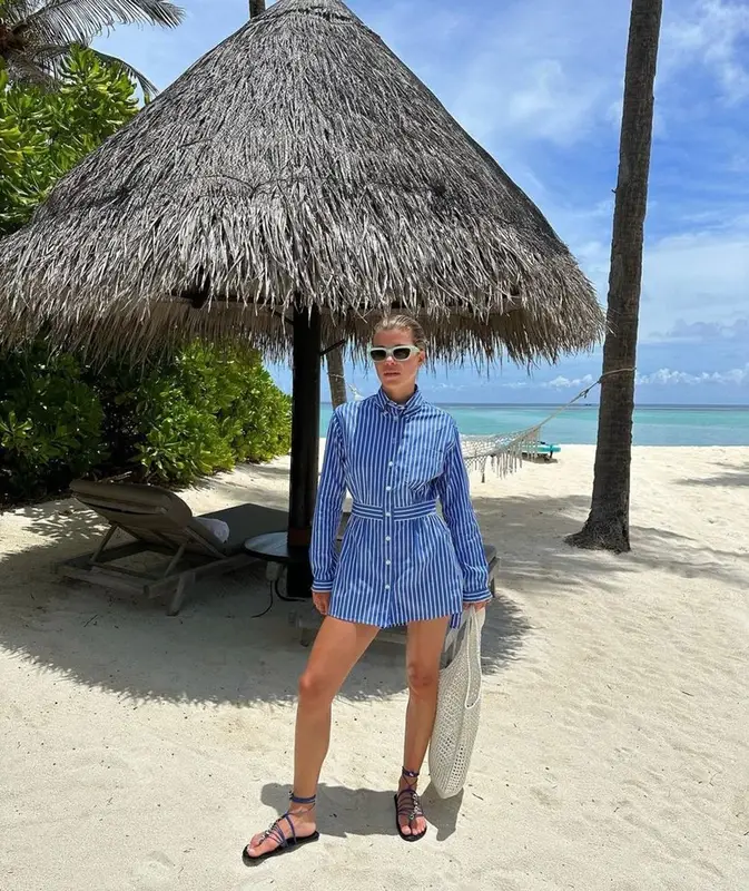 Sofia Richie outfit in Prada, Celine, and The Row, 2023