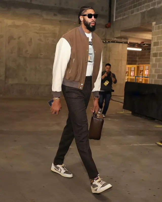 Anthony Davis outfit in John Elliott, Nike, and Louis Vuitton, 2023