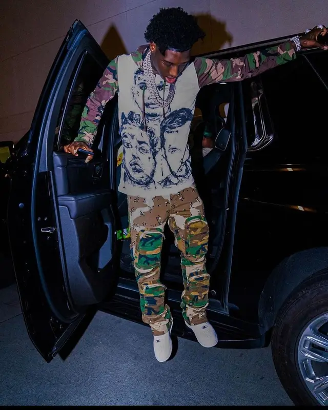 2Rare outfit in Valabasas, 2023
