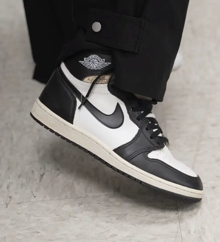 Lil Yachty outfit in Chicago White Sox, Nike, and Alyx, 2021