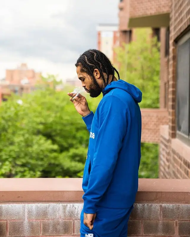 Dave East outfit in New Balance, 2023
