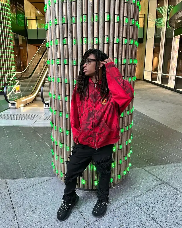 Tana outfit in Balenciaga, Rick Owens, and Ray-Ban, 2023