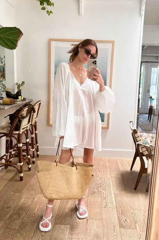 Whitney Port-Rosenman outfit in Axel Arigato, 2022