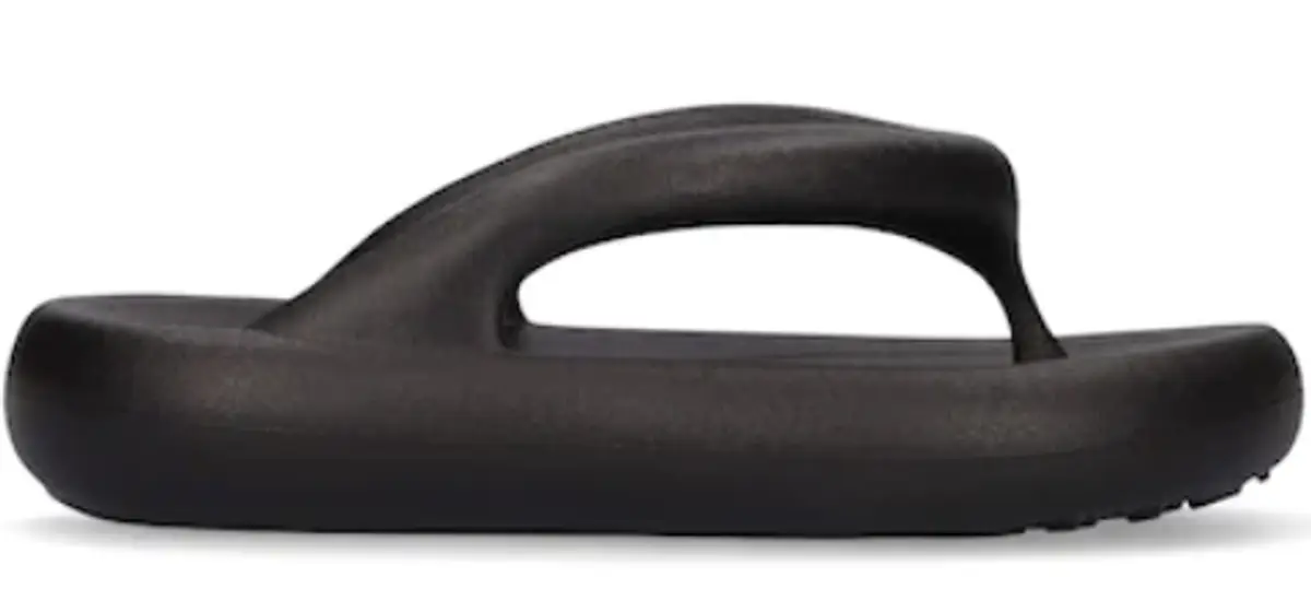 Axel Arigato Black Delta Flip Flops $129