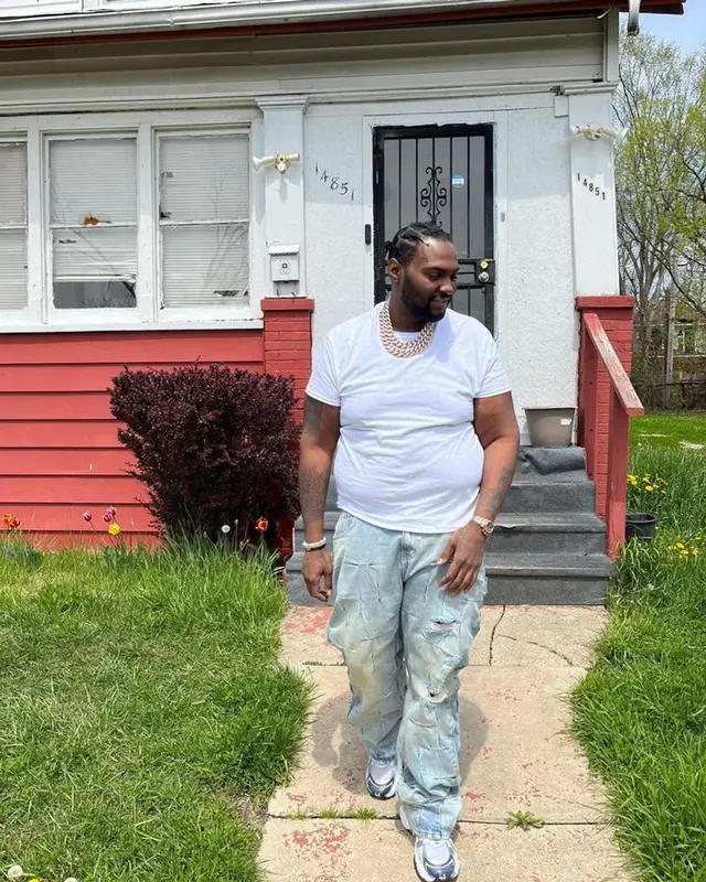 Peezy outfit in Polo Ralph Lauren, Who Decides War, and Balenciaga, 2023