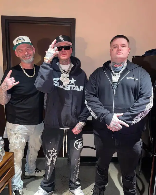 Millyz outfit in Nike, Dior, and New Era, 2023