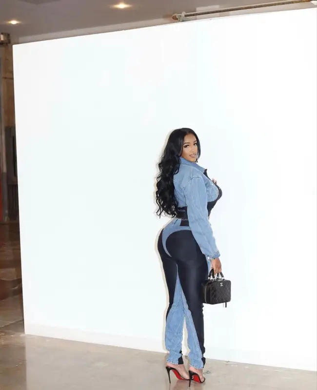 Nique outfit in Mugler, Chanel, and Christian Louboutin, 2023