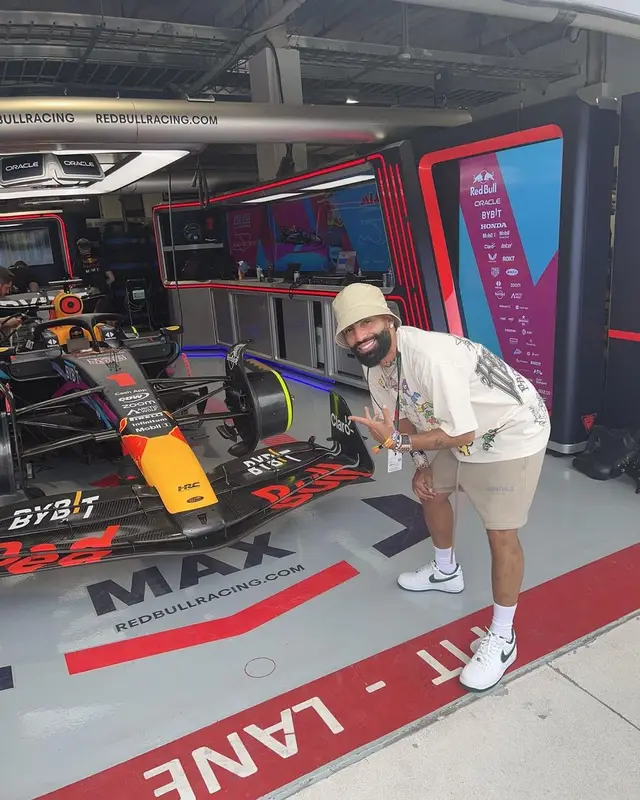 Arcangel outfit in Hellstar, Fear of God, and Nike, 2023