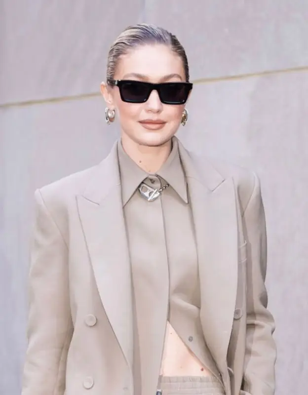 Gigi Hadid outfit in Eera, 2023