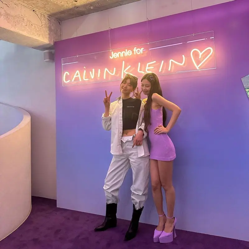 Kim Jennie outfit in Chanel, Calvin Klein, and Naked Wolfe, 2023