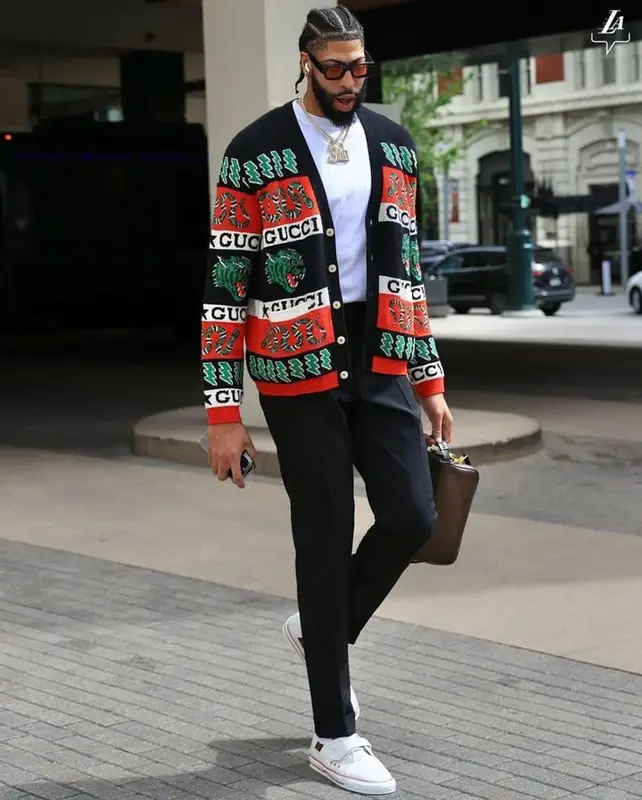Anthony Davis outfit in Gucci, Rhude, and Thierry Lasry, 2023