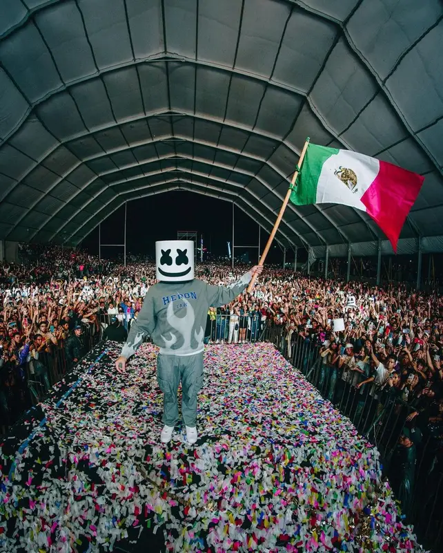 Marshmello outfit in Heron Preston, Nike, and Marshmello Merch, 2023