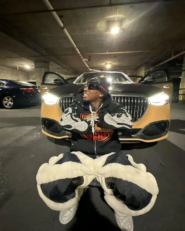 Bloody Osiris outfit in Loewe, Goyard, and Balenciaga, 2023