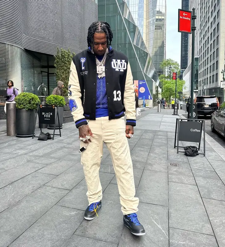 Moneybagg Yo outfit in Off-White, Louis Vuitton, and Jordan, 2023