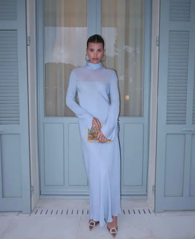 Sofia Richie outfit in Jennifer Fisher, Khaite, and Manolo Blahnik, 2023