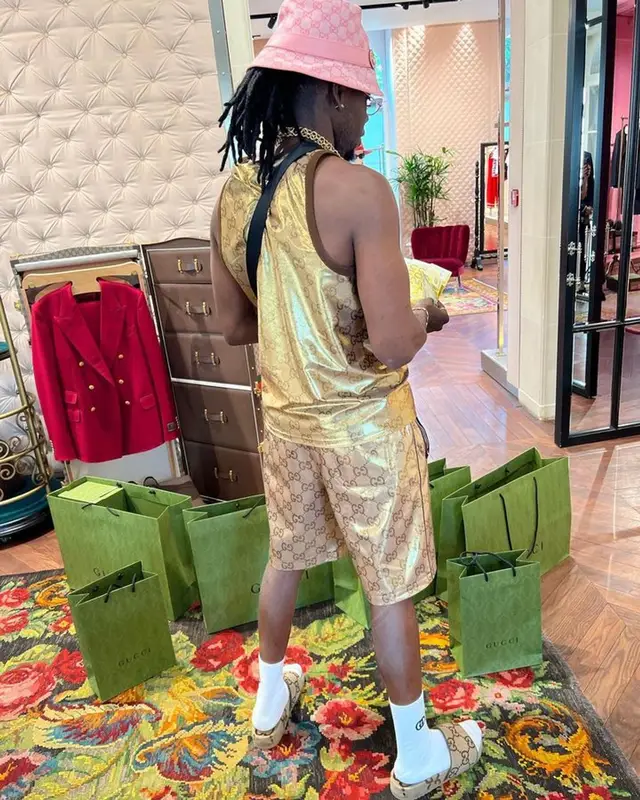 Gazo outfit in Cartier and Gucci, 2023