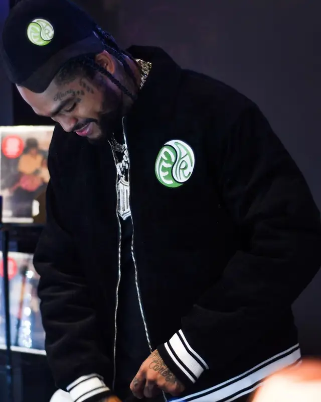 Dave East outfit in Fear What You Don’t Know, 2023