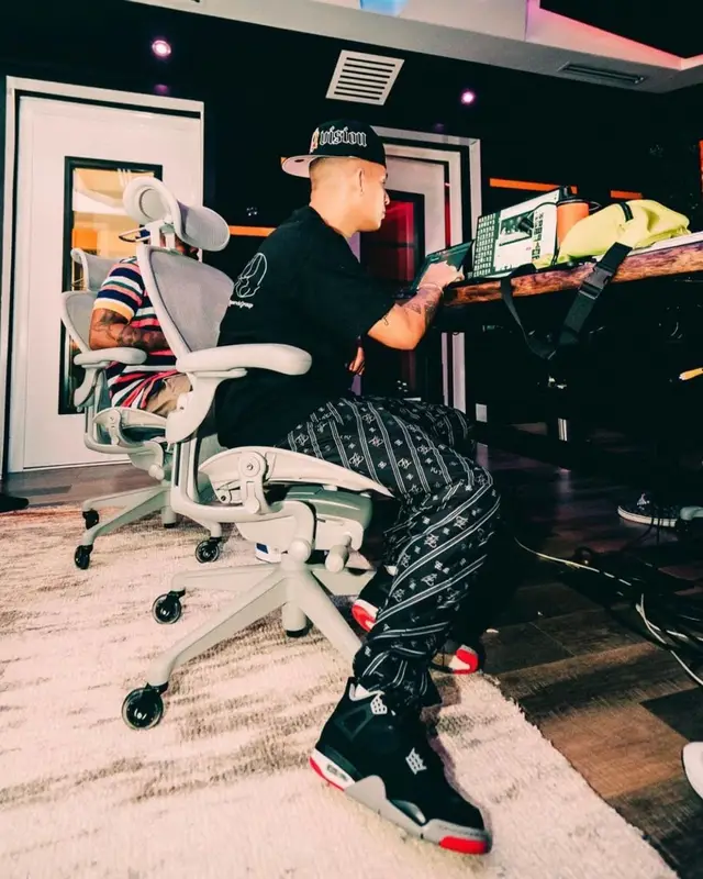 Rvssian outfit in Visonare, 2021