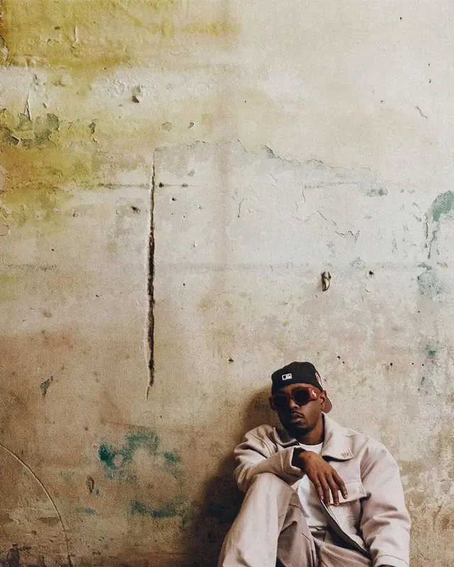 Westside Boogie outfit in Pas Une Marque, 2023