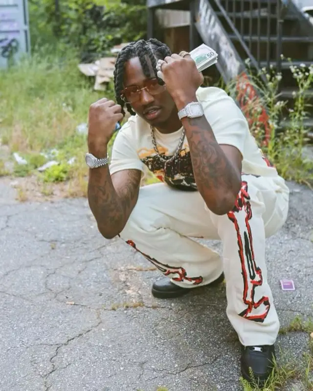Yung Mal outfit in Ricchezza Forever, Nike, and Cartier, 2023