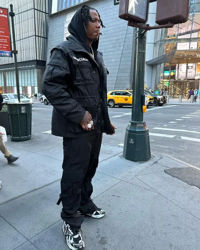 Moneybagg Yo outfit in Balenciaga, 2023