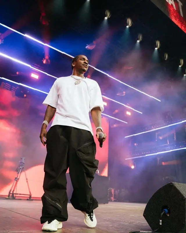 Pusha T outfit in Louis Vuitton, Uniqlo, and Adidas, 2023