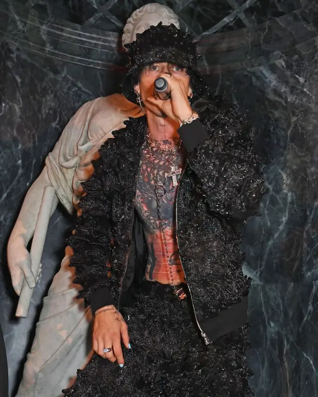 Machine Gun Kelly outfit in Rick Owens and Marc Jacques Burton, 2023