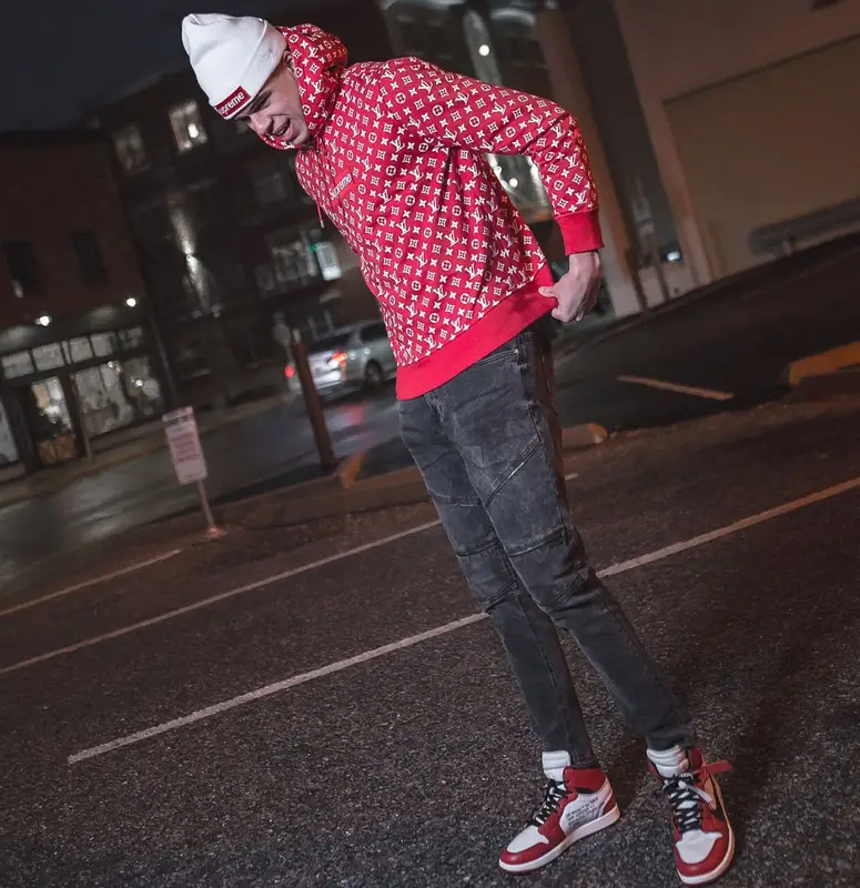 Michael Porter Jr. outfit in Louis Vuitton, Supreme, and New Era, 2021