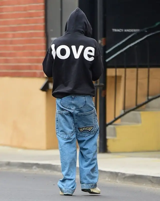 Justin Bieber outfit in Jnco, 2023