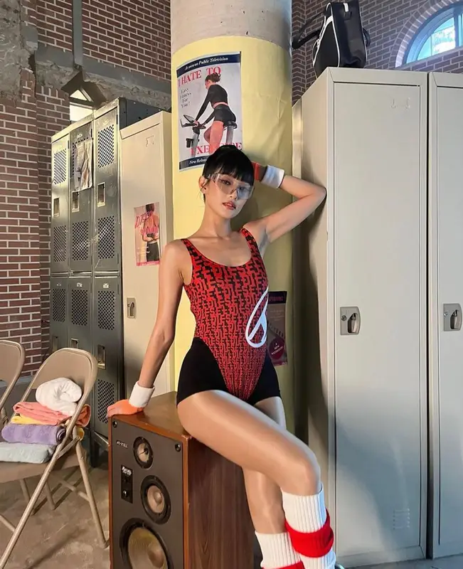 Minnie outfit in Celine, Balenciaga, and Diesel, 2023