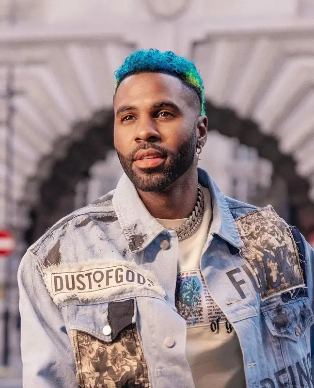 Jason Derulo outfit in Dust Of Gods, 2023