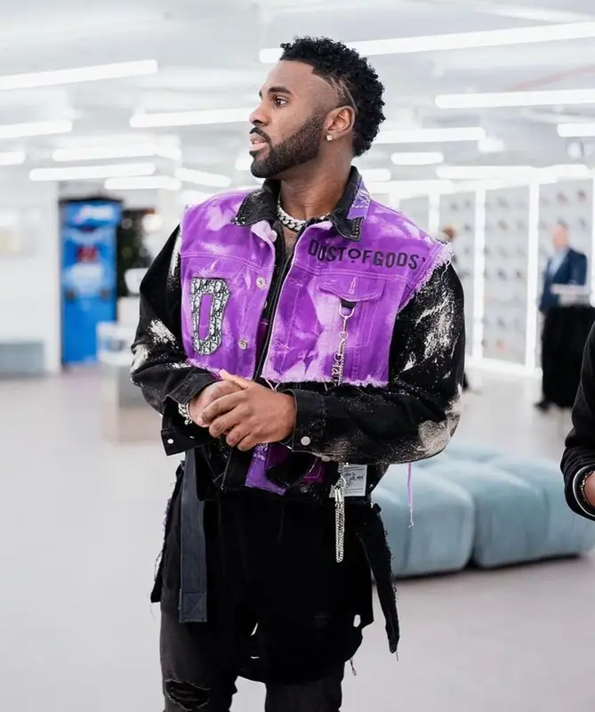Jason Derulo outfit in Dust Of Gods, 2022