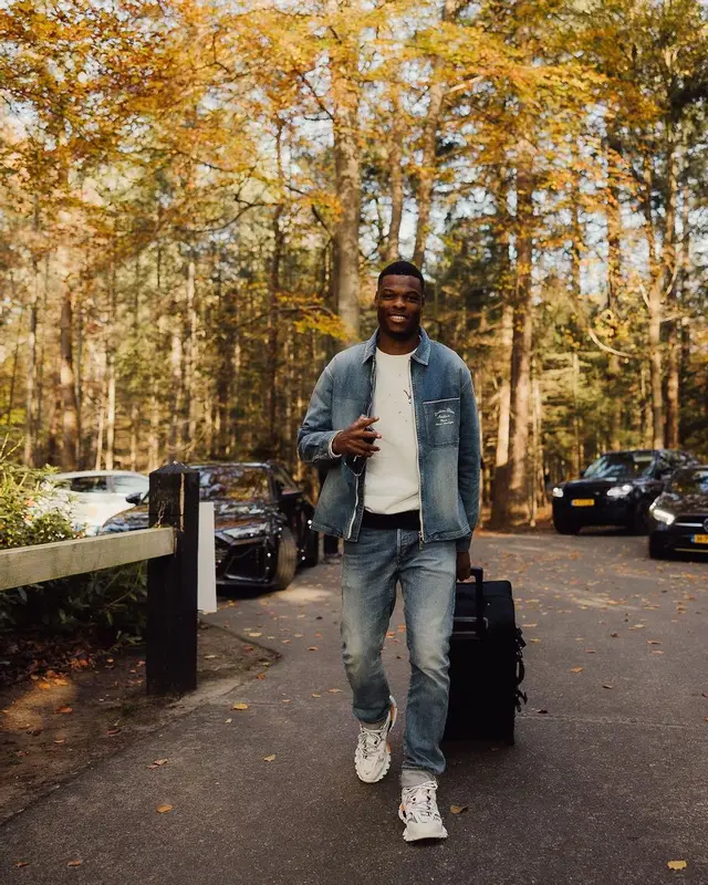 Denzel Dumfries outfit in Dior and Balenciaga, 2022