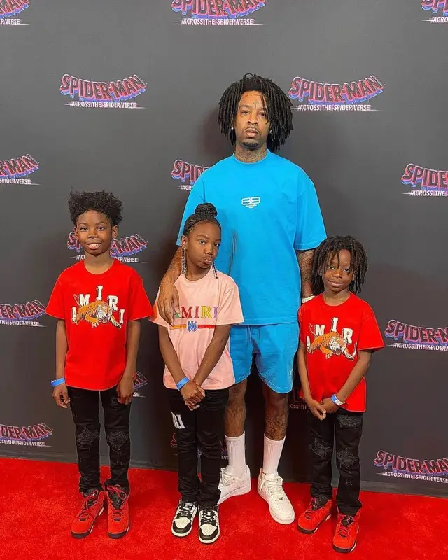 21 Savage outfit in Balenciaga and Nike, 2023